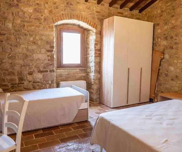 Abbazia San Pietro In Valle Apartamento